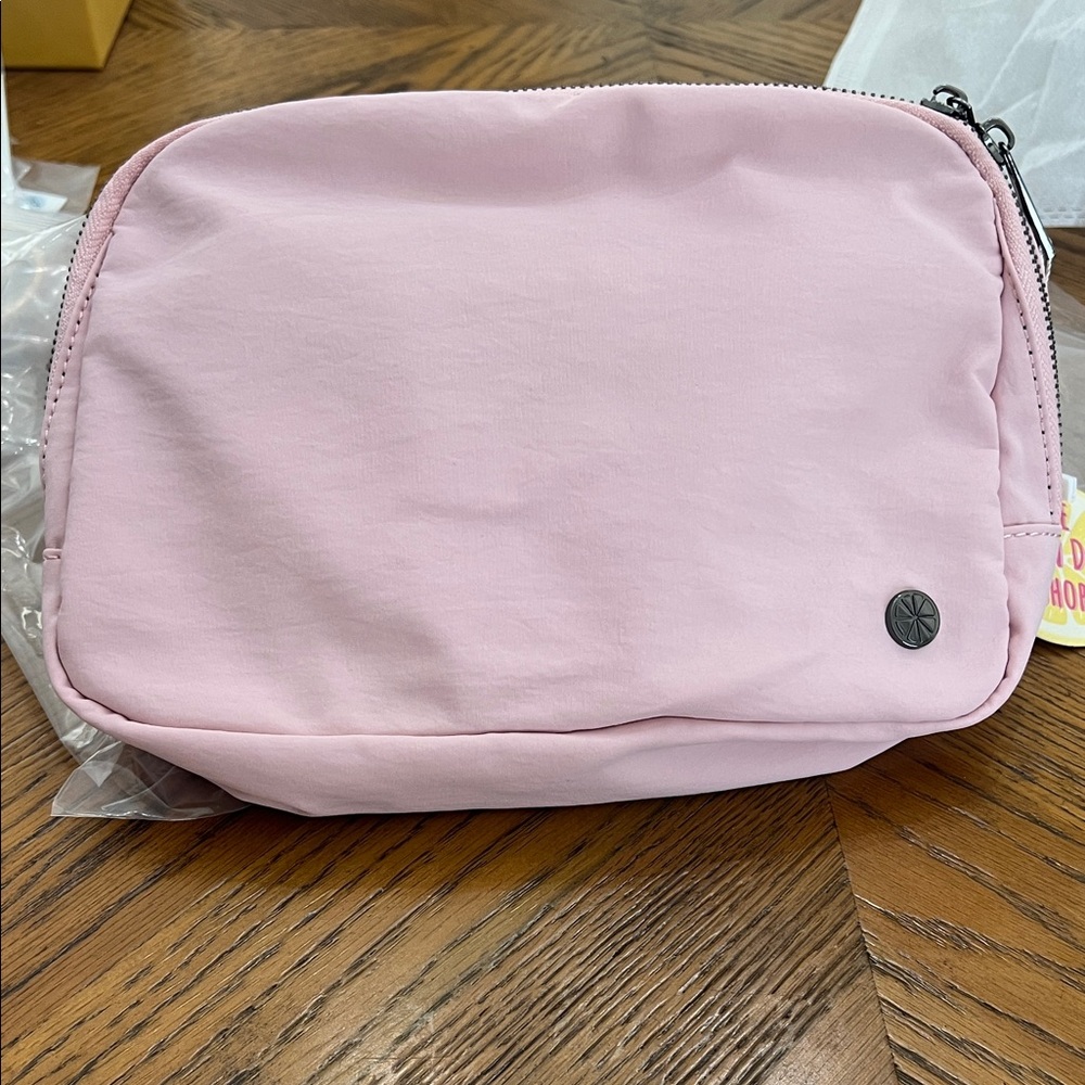 Body Bag In Pink